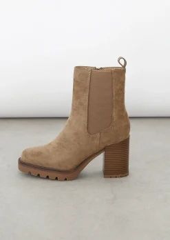 Bottes^Outfitbook Bottines à talon suède beige