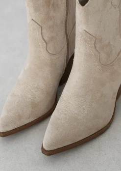 Bottes^Outfitbook Bottines style Santiags BEIGE