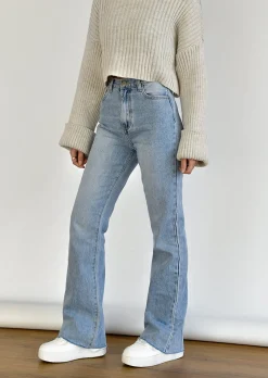 Jeans^Outfitbook Jean flare bleu clair