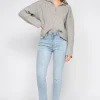 Jeans^Outfitbook Jean mom fit taille haute