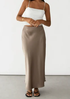 Jupes^Outfitbook Jupe longue en satin TAUPE