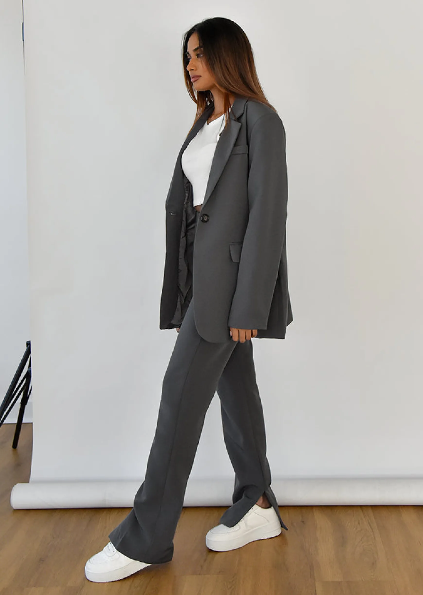 Pantalons^Outfitbook Pantalon fendu sur le côté GRIS