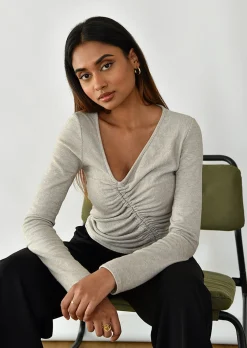 Pulls L Cardigans^Outfitbook Pull froncé BEIGE