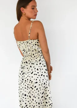 Robes^Outfitbook Robe en satin fendue à bretelles fines