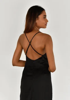 Robes^Outfitbook Robe en satin fendue noir