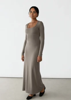 Robes^Outfitbook Robe longue en maille TAUPE