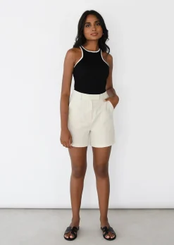 Shorts^Outfitbook Short en lin ajusté BEIGE