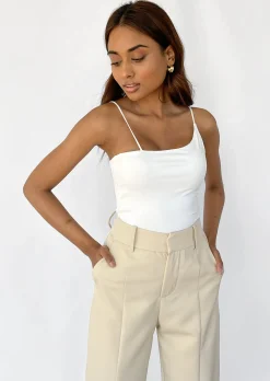 Hauts^Outfitbook Top asymétrique BLANC