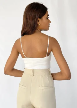 Hauts^Outfitbook Top asymétrique BLANC
